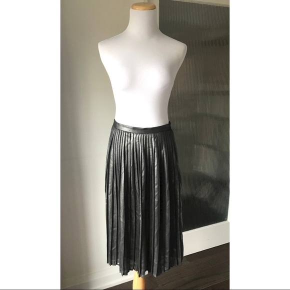 Dynamite metallic pleated skirt - Picture 1 of 4